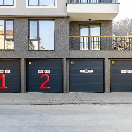 2 Bedroom Dzhendem Tepe 2 Parking Spots In Next To Mu بلوفديف