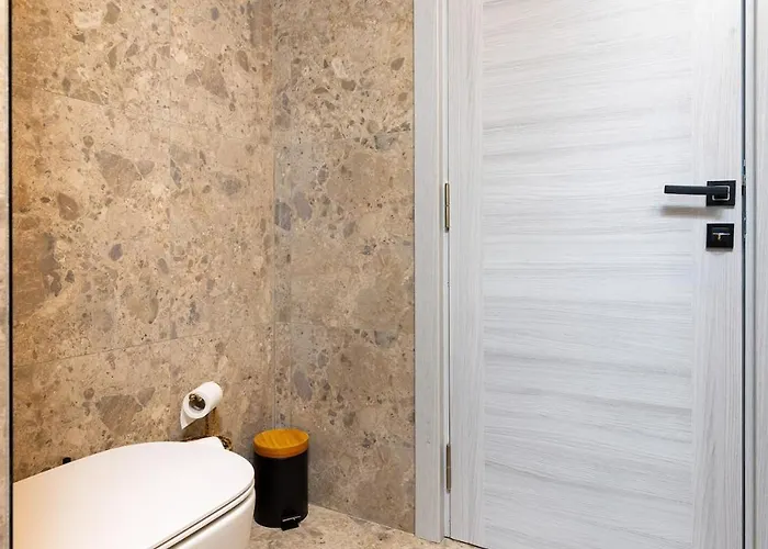 2 Bedroom Dzhendem Tepe 2 Parking Spots In Next To Mu 普罗夫迪夫